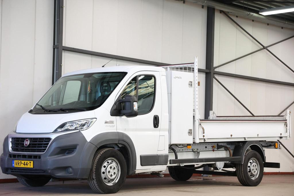 Fiat Ducato 35 2.3 MultiJet KIPPER TREKHAAK, Voorwielaandrijving, Euro 6, 3000 kg, Wit