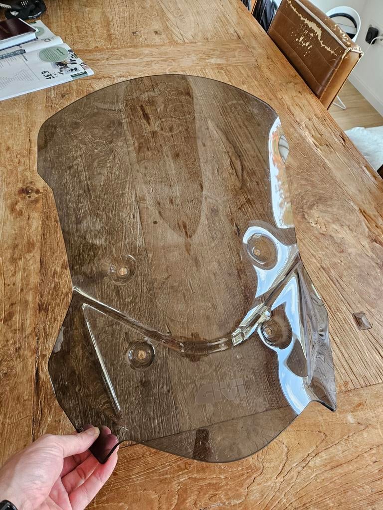 Givi windscherm motor hoog (BMW f850 ga), Ophalen