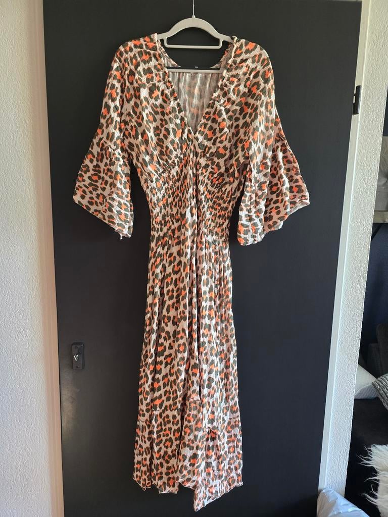 Nieuwe lange jurk neon oranje 40 42 44, Kleding | Dames, Jurken, Maat 42/44 (L), Nieuw, Oranje, Ophalen of Verzenden