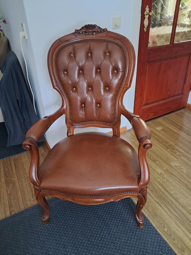 zeer mooie lederen louis xv fauteuil, Ophalen of Verzenden