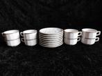 8x Porcelaine Bistro kop en schotel, wit met gouden rand, ds, Gebruikt, Ophalen of Verzenden, Overige stijlen, Kop(pen) en/of Schotel(s)