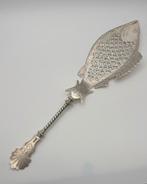 Zilveren visschep, J.M. van Kempen, 833 zilver, 1892, Antiek en Kunst, Ophalen of Verzenden