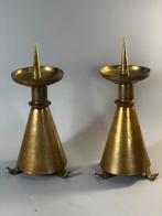 Paar altaarkandelaars, Amsterdamse school, Ophalen of Verzenden, Koper of Brons