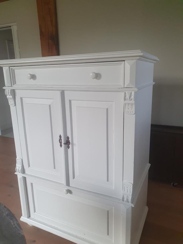 Vintage wit houten kast met inschuifdeuren, Ophalen