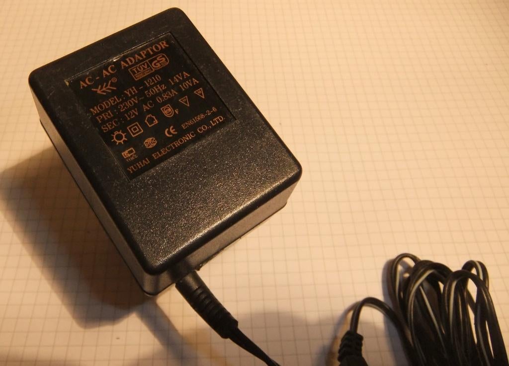 Yuhai YH-1210 Power Supply, Ophalen of Verzenden, Zo goed als nieuw