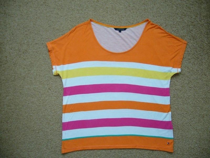 Tommy Hilfiger shirt mt S - M 1 keer gedragen, Kleding | Dames, T-shirts, Maat 38/40 (M), Overige kleuren, Ophalen of Verzenden