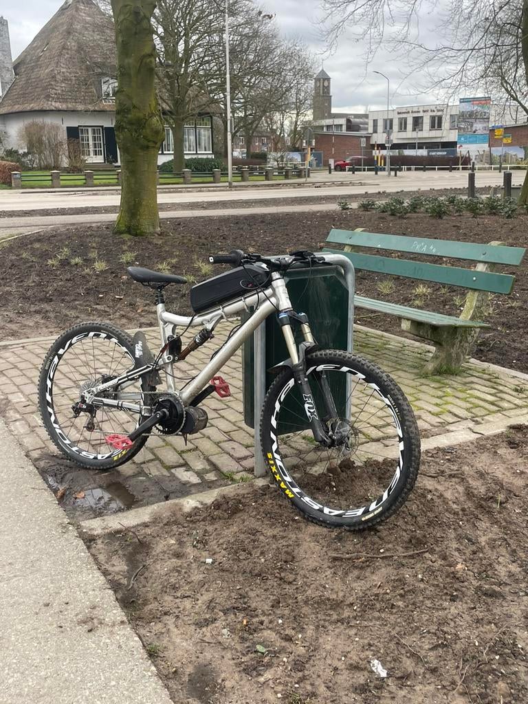 Nukeproof mega 2012 met 750w middenmotor kit, Fietsen en Brommers, 59 cm of meer, Ophalen, Zo goed als nieuw, Overige merken