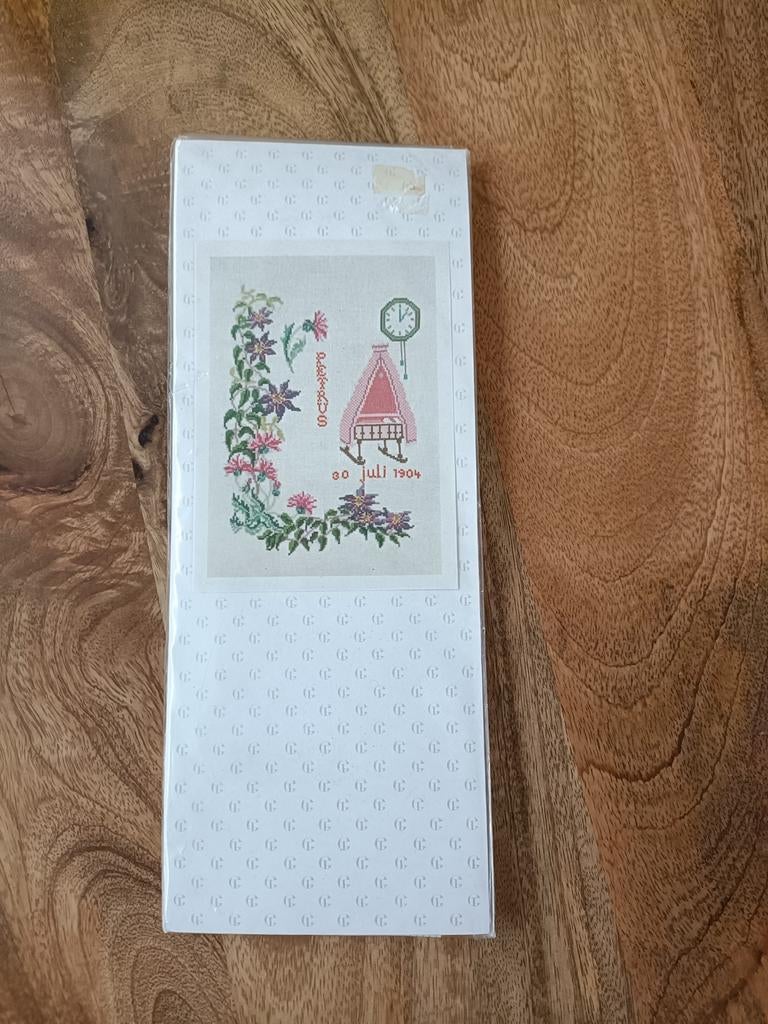 Borduurpakket Thea Gouverneur Juli geboorte, Hobby en Vrije tijd, Borduren en Borduurmachines, Ophalen of Verzenden, Nieuw, Handborduren