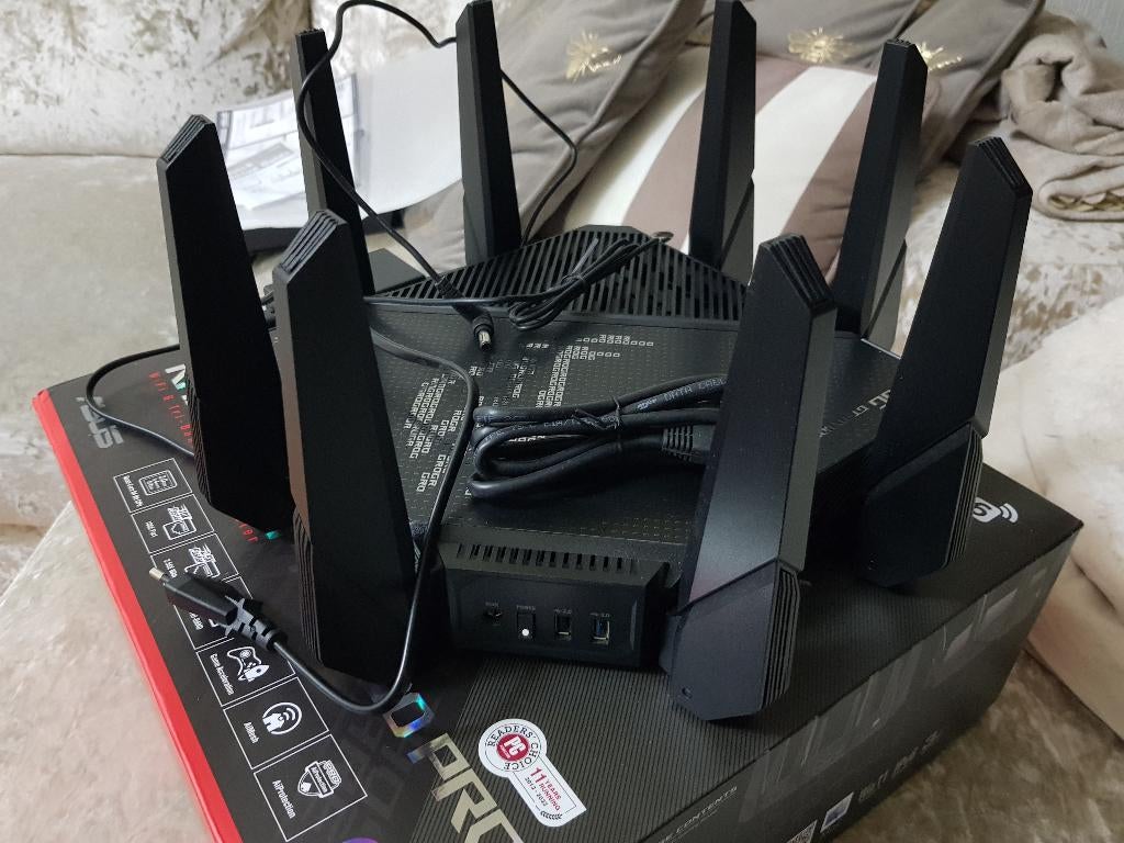 ASUS ROG Rapture GT-AX11000 Pro, Computers en Software, Routers en Modems, Ophalen of Verzenden, Zo goed als nieuw, Router, Asus