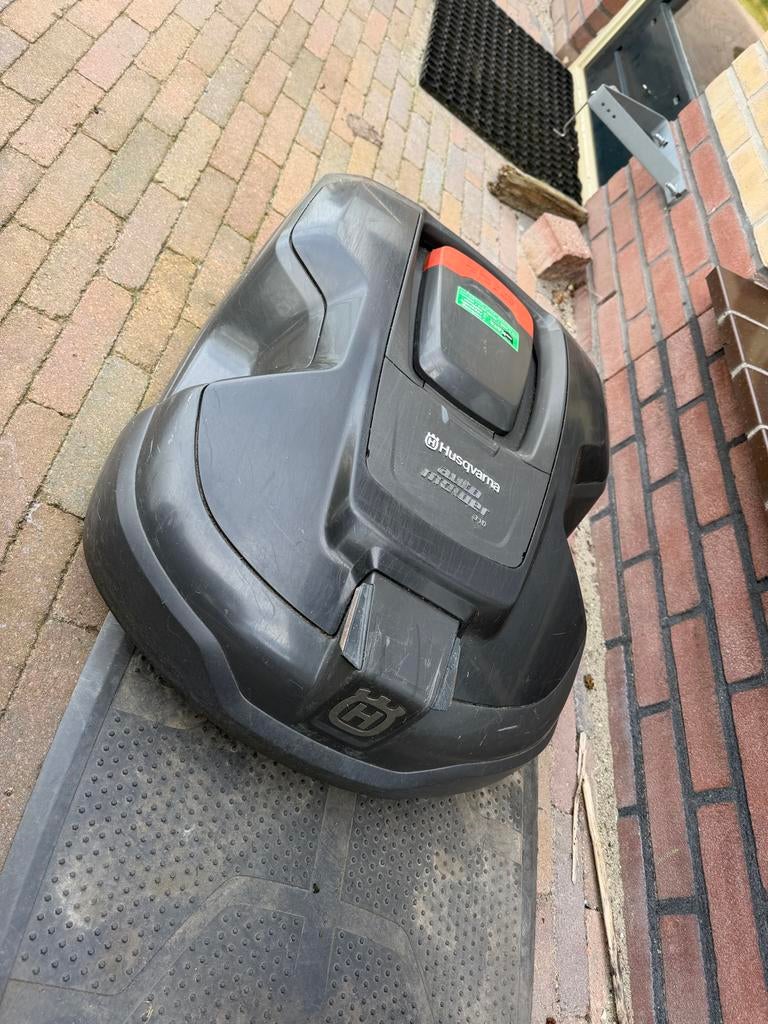 Husqvarna Automower 310 + Connect Upgrade - Compleet!, Ophalen, Gebruikt, 20 tot 25 cm, Bestuurbaar via app