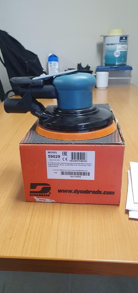 Dynabrade Excentrische Schuurmachine - Zo goed als nieuw, Ophalen of Verzenden, Zo goed als nieuw, Minder dan 600 watt, Excentrische schuurmachine