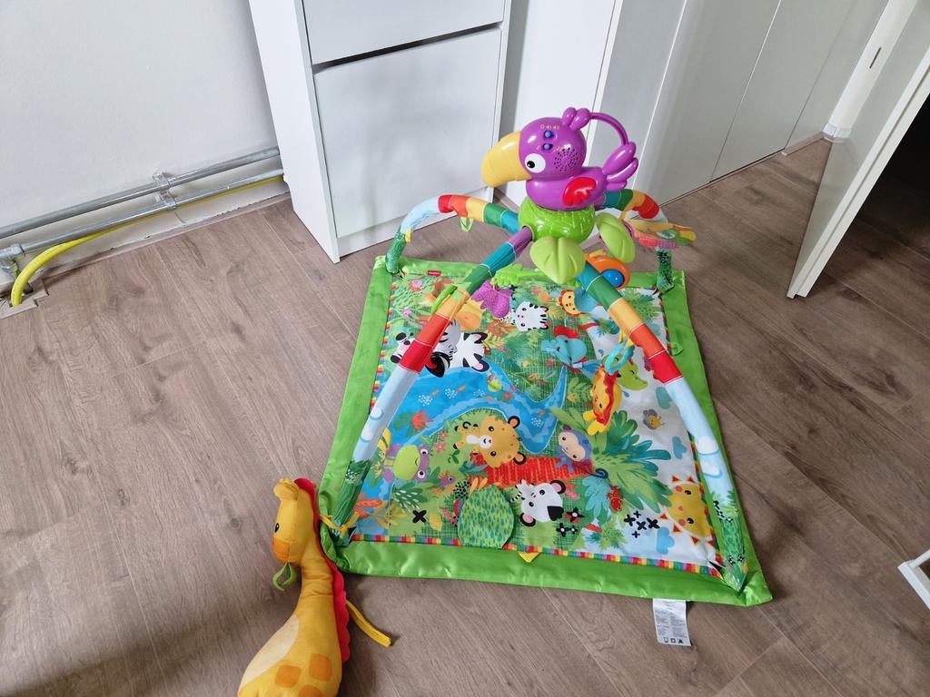 Vrolijk speelkleed met jungle thema en speelboog, Ophalen of Verzenden, Zo goed als nieuw