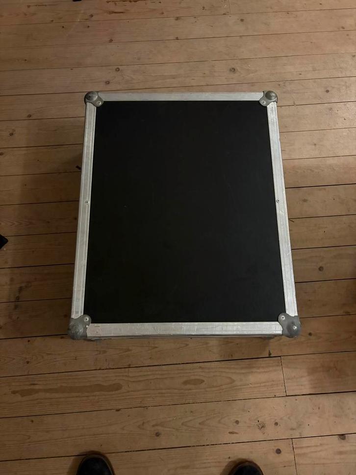 Professionele 19” flightcase 14HE, Muziek en Instrumenten, Behuizingen en Koffers, Zo goed als nieuw, Overige instrumenten, Flightcase