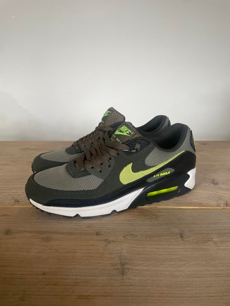 Nike Air Max 90, Kleding | Heren, Schoenen, Ophalen of Verzenden, Zo goed als nieuw, Overige kleuren, Sneakers of Gympen