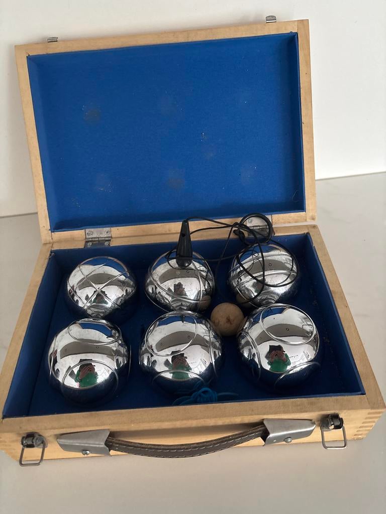 Jeu de boules ballen in Houten Koffer - 6 Ballen, Sport en Fitness, Bowlen, Zo goed als nieuw, Bal, Ophalen of Verzenden