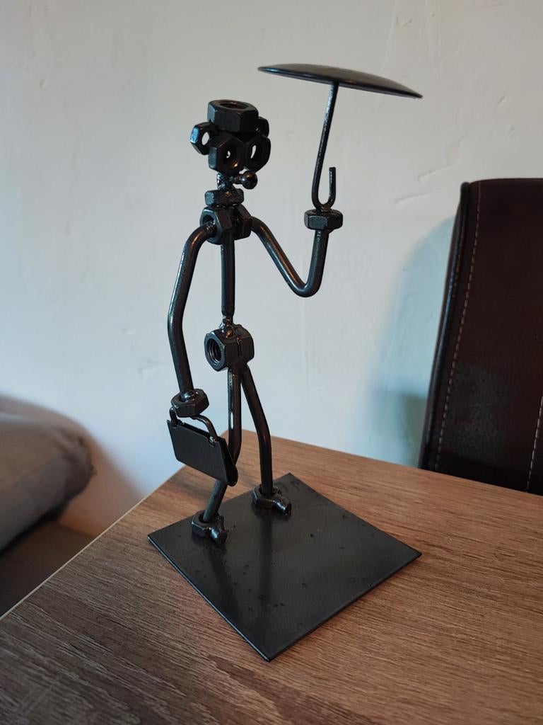 Stalen Ambtenaar Beeldje van Moeren en Bouten - 17 cm, Minder dan 20 cm, Ophalen of Verzenden, Handgemaakt, Zwart