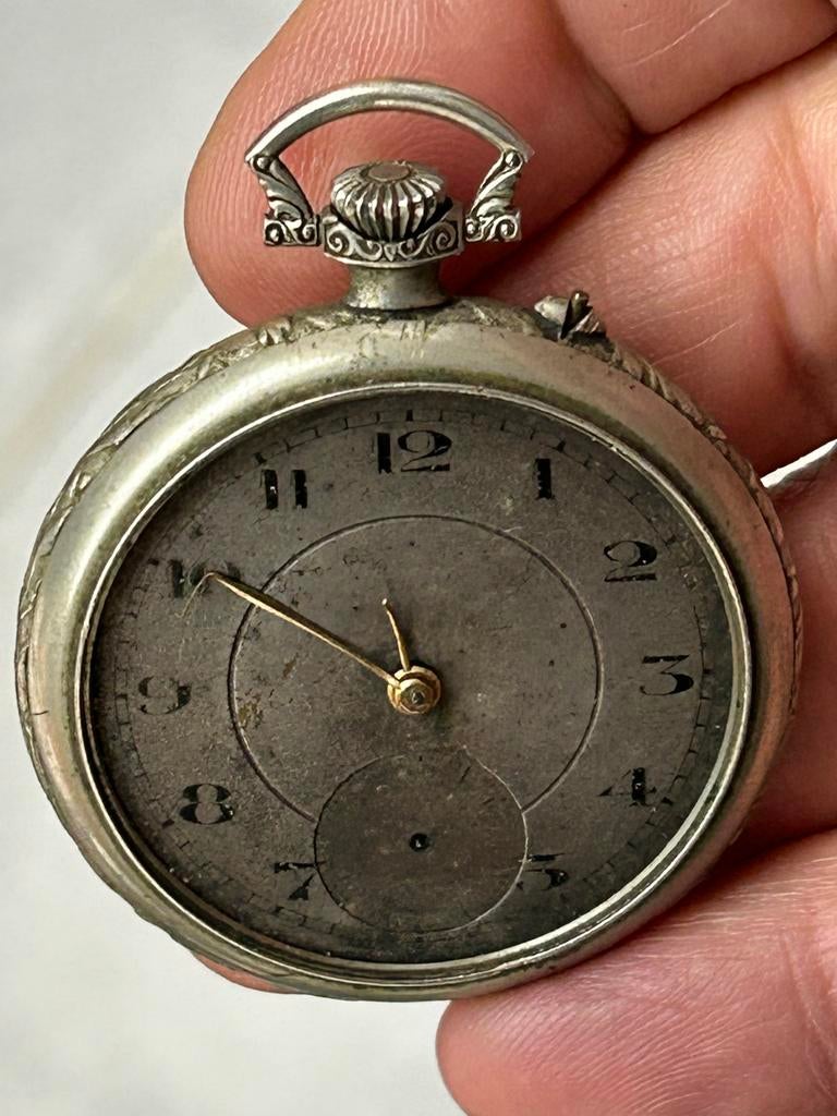 Zilveren?Zakhorloge met Gouden Wijzers - Bodemvondst (53,8g), Sieraden, Tassen en Uiterlijk, Horloges | Antiek, Overige merken