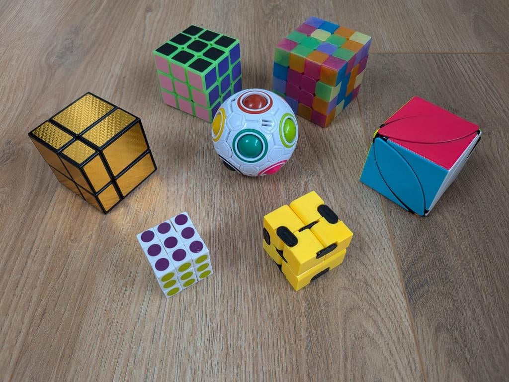 Rubix cubes varia (7 stuks), Kinderen en Baby's, Speelgoed | Educatief en Creatief, Ophalen of Verzenden, Gebruikt, Puzzelen