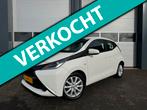 Toyota Aygo 1.0 VVT-i x-cite Climate Parkeercamera, Gebruikt, Euro 6, 4 stoelen, USB
