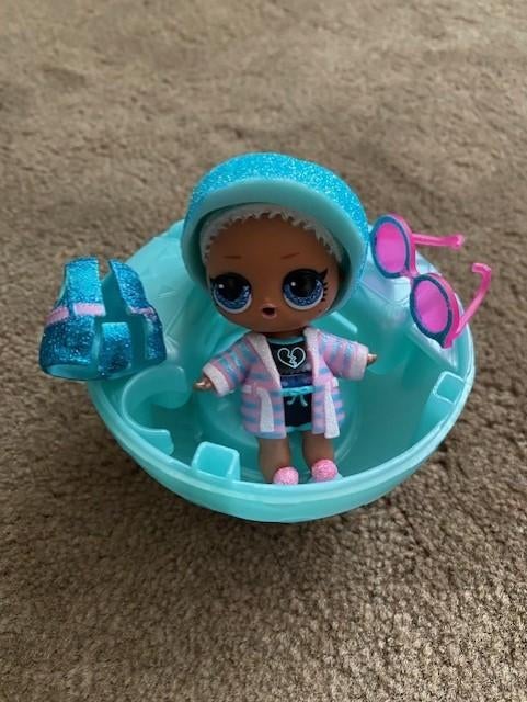 L.O.L. Surprise Bigger Surprise koffer, Kinderen en Baby's, Speelgoed | Poppen, Ophalen, Zo goed als nieuw, Overige typen