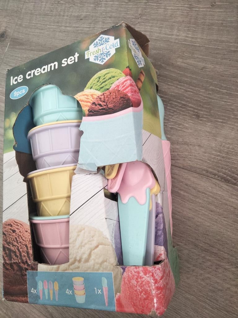Ice cream set 9-delig, Ophalen