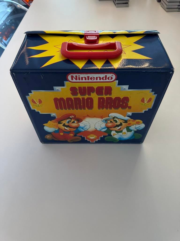 Originele vintage Nintendo Super Mario Bros koffer, Avontuur en Actie, 1 speler, Ophalen of Verzenden, Zo goed als nieuw