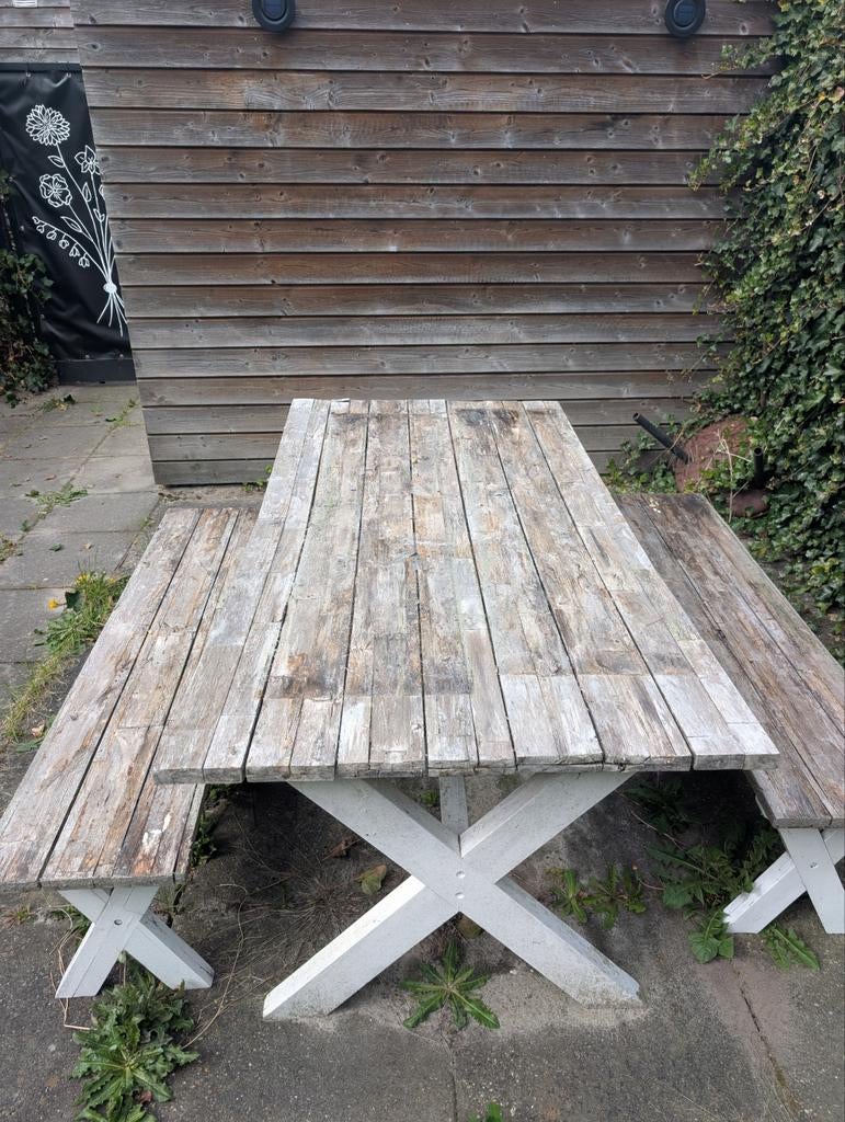 Opknapper: picknickset gratis af te halen, Ophalen, Gebruikt, Rechthoekig, Hout