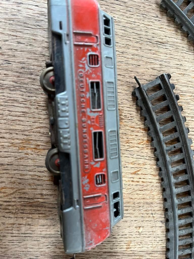 Oud treinbaantje, Antiek en Kunst, Antiek | Speelgoed, Ophalen of Verzenden