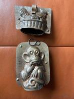 Twee chocolade mallen Aap en Kip., Ophalen of Verzenden