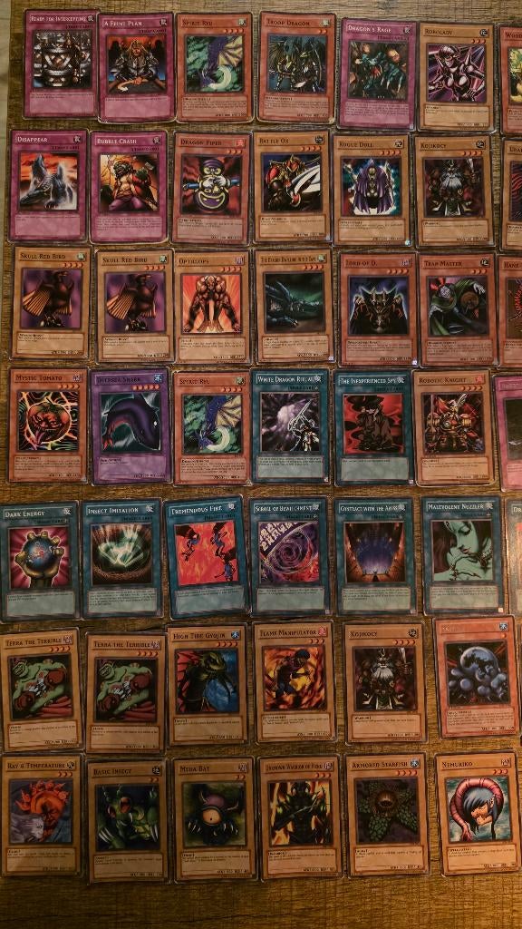 Oude Yu-Gi-Oh kaarten (Beginjaren), Hobby en Vrije tijd, Verzamelkaartspellen | Yu-gi-Oh!, Ophalen of Verzenden, Gebruikt, Meerdere kaarten