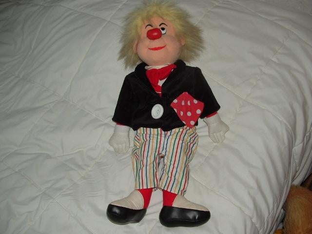 MERISON RETAIL CLOWN POPJE POPOV VELOURS HUIDSKLEU, Kinderen en Baby's, Speelgoed | Knuffels en Pluche, Ophalen of Verzenden, Nieuw