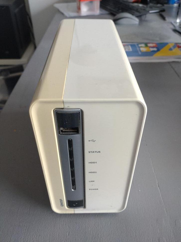 QNAP TS-212 2-bay NAS, Computers en Software, NAS, Gebruikt, Ophalen of Verzenden