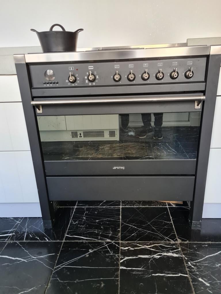 Smeg formuis, Witgoed en Apparatuur, Fornuizen, Gebruikt, Vrijstaand, Gas, 5 kookzones of meer, 60 cm of meer, Ophalen of Verzenden