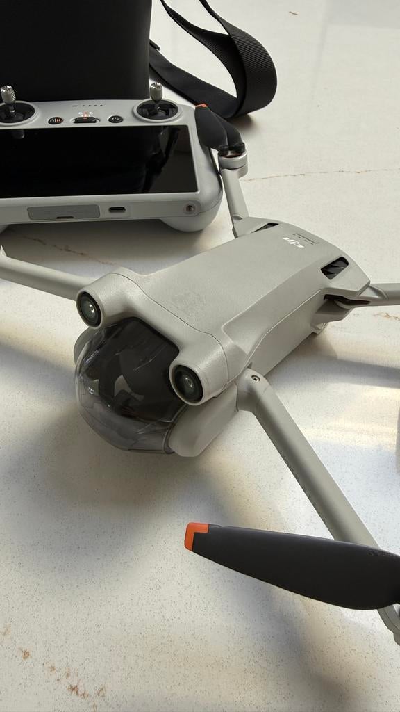 DJI Mini 3 Pro + Fly More Kit, Ophalen, Gebruikt, 30 tot 45 minuten, Cameradrone