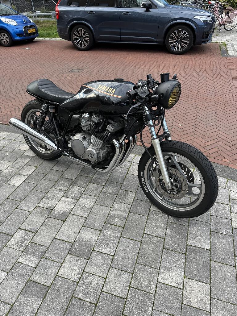 Knappe Yamaha Caferacer