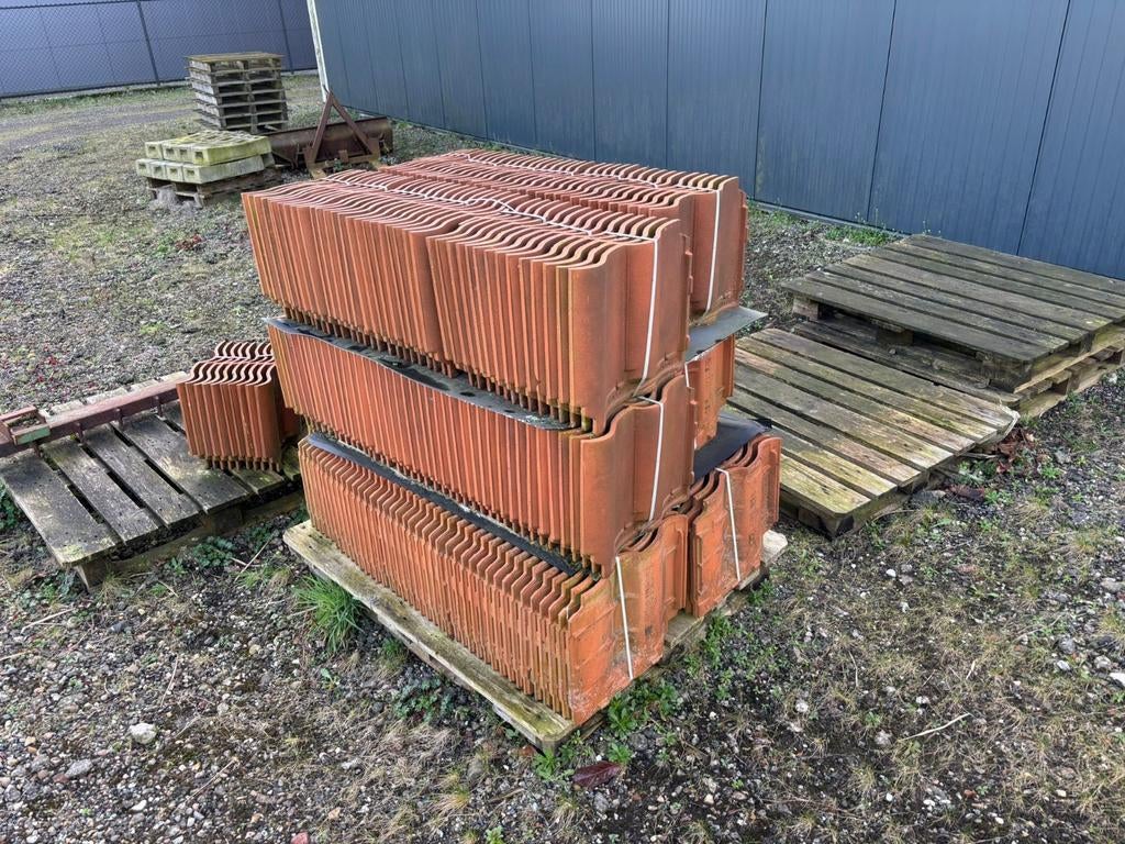 Gebruikte dakpannen - 200 stuks, Doe-het-zelf en Verbouw, Dakpannen en Dakbedekking, Ophalen