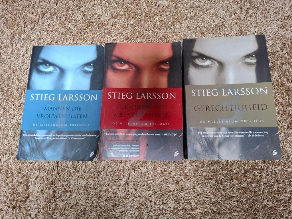 Millennium trilogie Stieg Larsson, Wereld overig, Ophalen of Verzenden, Zo goed als nieuw, Stieg Lasrsson