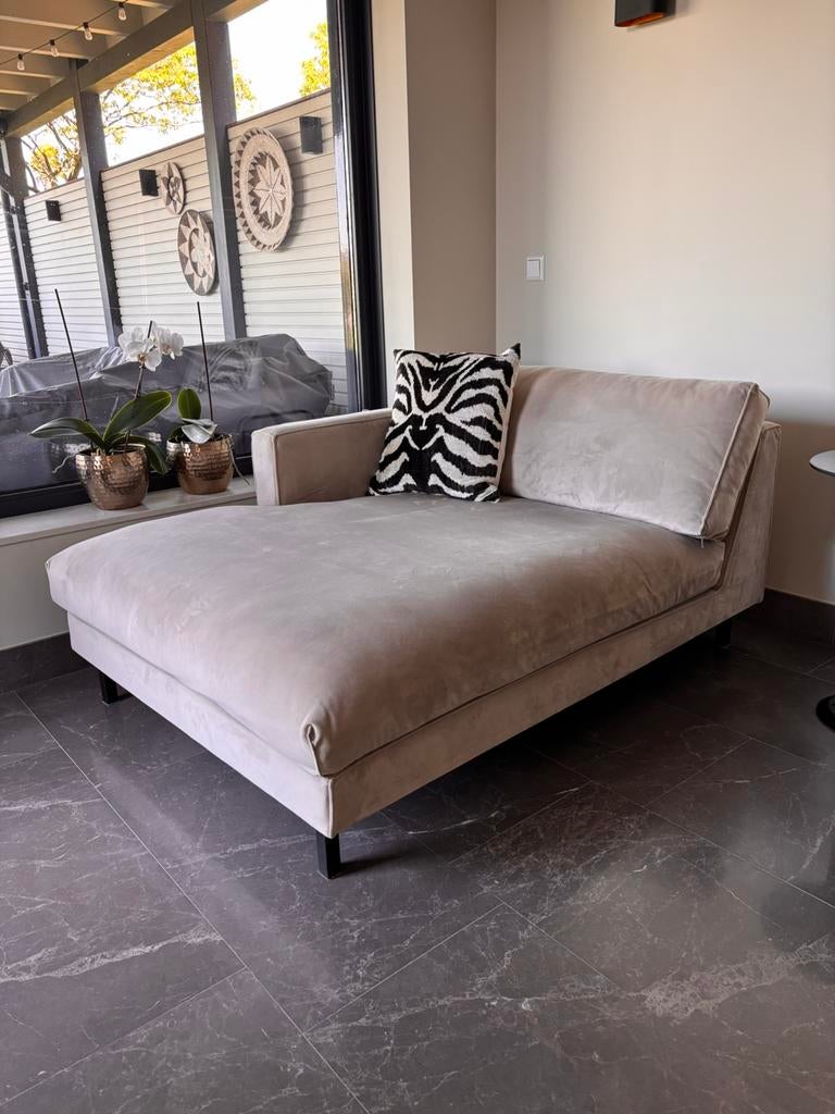 Chaise longue / loungebank beige / taupe, 125 tot 150 cm, Tweepersoons, Ophalen of Verzenden, Zo goed als nieuw