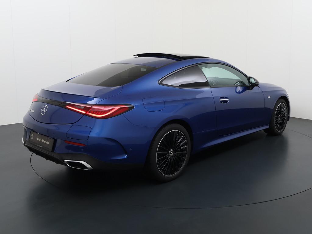 Mercedes-Benz CLE Coupé 300 e AMG Line | Pano Ventilatie Me, Auto's, Mercedes-Benz, Automaat, 12 maanden, Gebruikt, Zwart