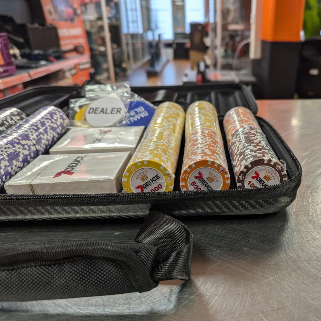 7DEUCE Pokerset 300 chips | Nieuw, Flex Ltd., Nieuw, https://flex.com/contact-us, Nobelstraat 10, 5807 GA Oostrum LB, Limburg, Nederland