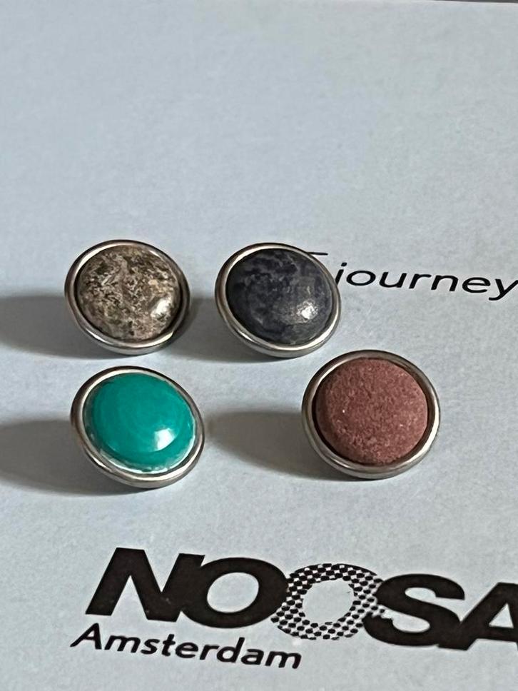 Noosa. Amsterdam petite chunks € 22,50 excl vk € 1,50, Sieraden, Tassen en Uiterlijk, Bedels, Zo goed als nieuw, Overige merken