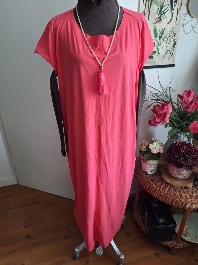 Jurk xxl Japan tky l stretch travelstof, Kleding | Dames, Ophalen of Verzenden, Maat 46/48 (XL) of groter, Oranje, Onder de knie