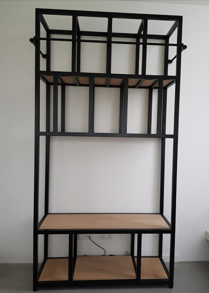 Tv/ boekenkast van staal en houten planken, Ophalen