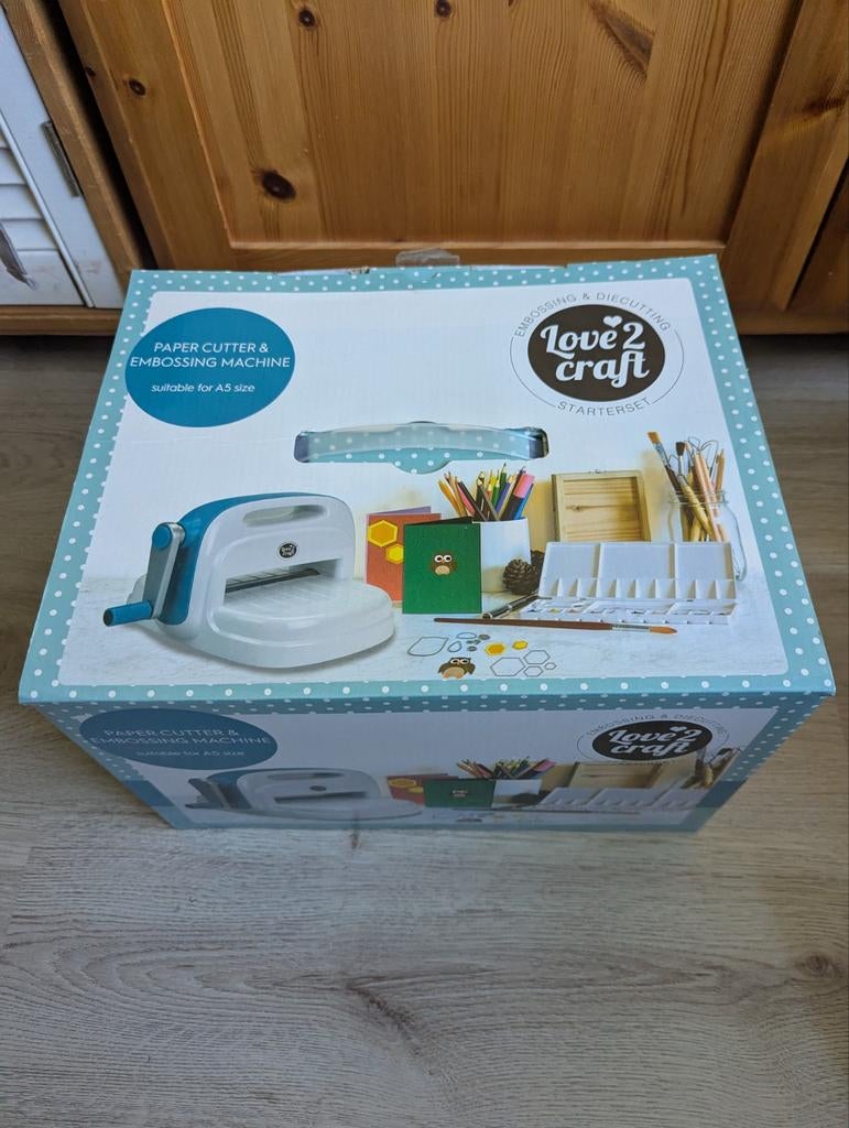 Paper cutter embossing machine love2craft, Ophalen, Zo goed als nieuw