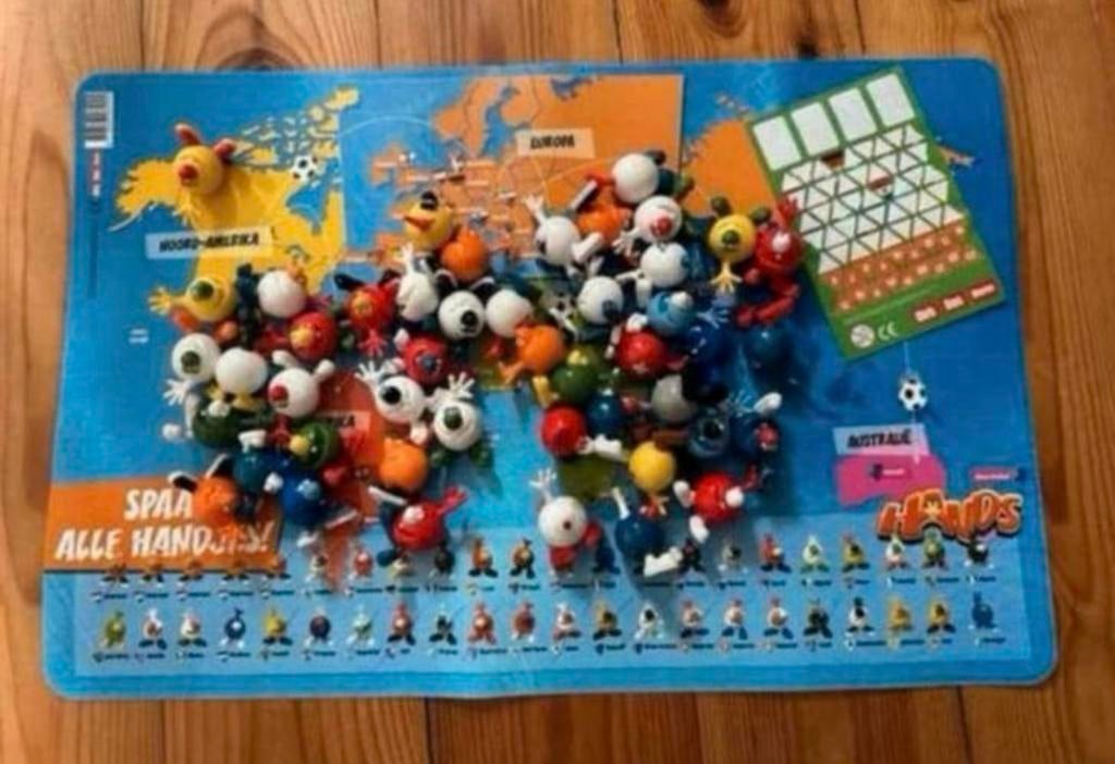 Hands speelveld voor bij de handjes wk spaaractie uit 2010, Verzamelen, Supermarktacties, Ophalen of Verzenden