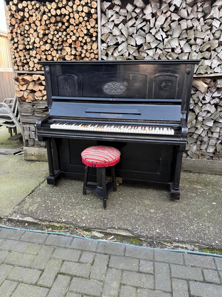 Gratis af te halen: Piano Gerhard Adam Wesel, Ophalen of Verzenden, Gebruikt, Zwart, Piano