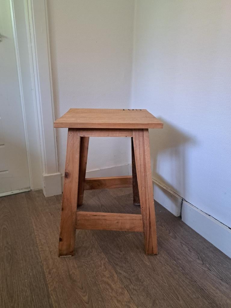 Leuk krukje, Ophalen, Zo goed als nieuw, Hout