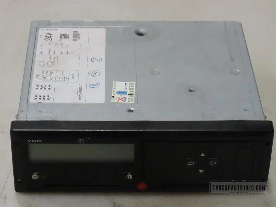 Mercedes-Benz Electrical System Tachograaf R2.2A MB MP4, Ophalen, Gebruikt, Mercedes-Benz