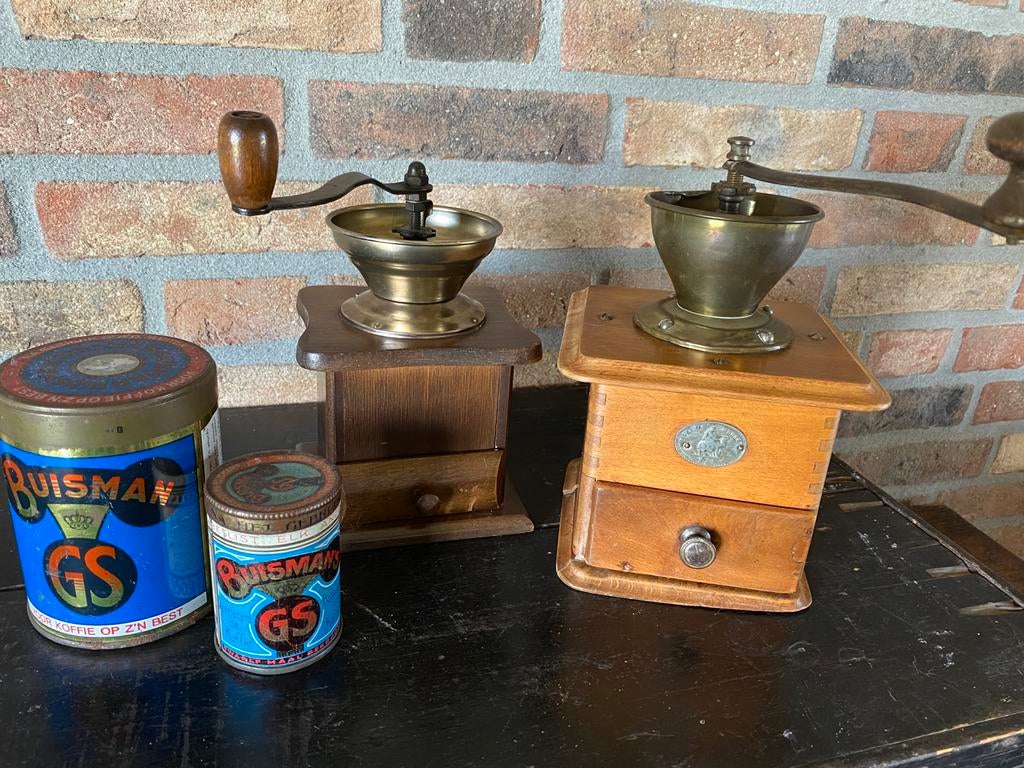 Brocante oude houten koffiemolens, Antiek en Kunst, Antiek | Keukenbenodigdheden, Ophalen of Verzenden