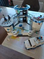 Politiebureau en auto van playmobil, Ophalen, Gebruikt